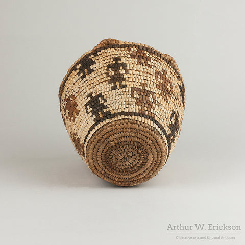 Figural Fully Imbricated Huckleberry Basket