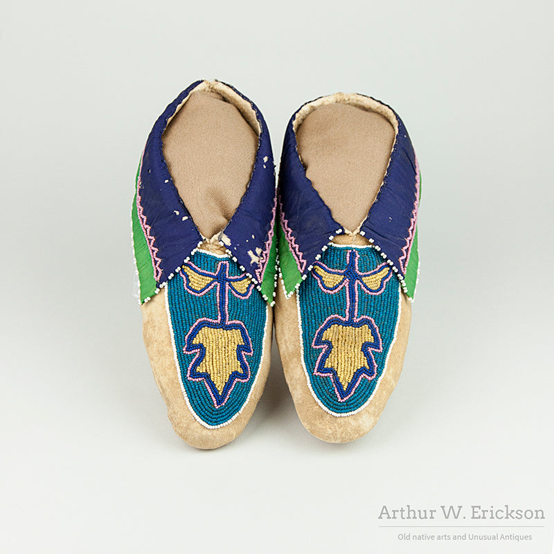 Delaware Beaded Moccasins