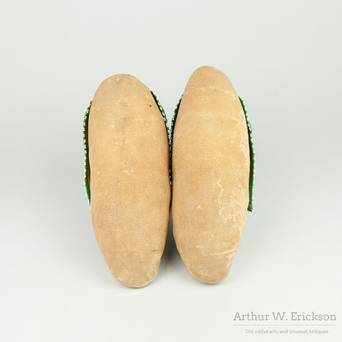 Delaware Beaded Moccasins