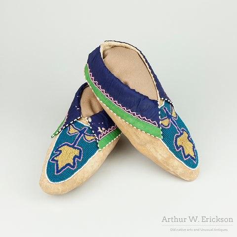 Delaware Beaded Moccasins