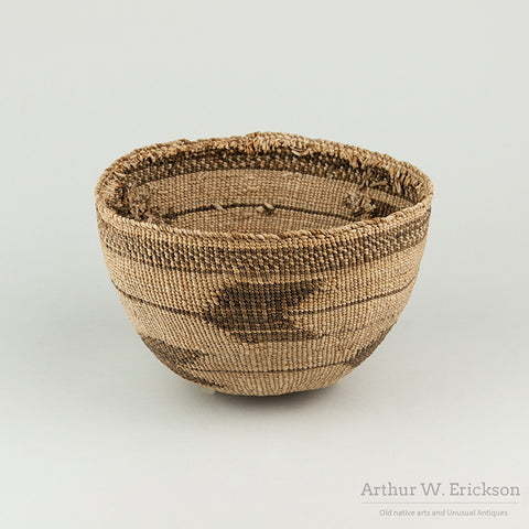 Klamath Basket with Arrow Point Design