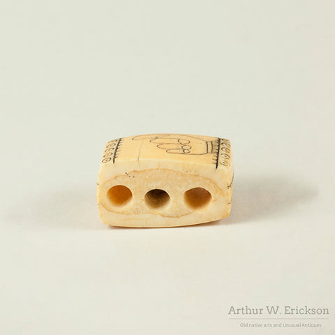 Eskimo Srimshawed Pointing Finger on Ivory