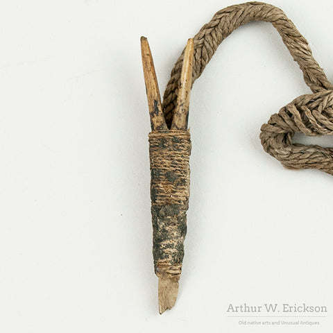 Composite Toggle Harpoon with Lanyard