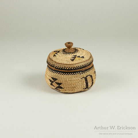 D E Brown's Lidded Yurok Basket