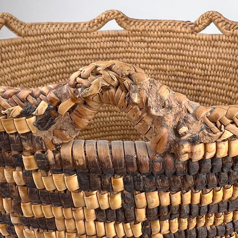 Fully Imbricated Plateau "Klickitat" Basket