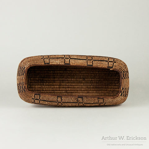 Cowiltz Fully Imbricated  Oval Basket