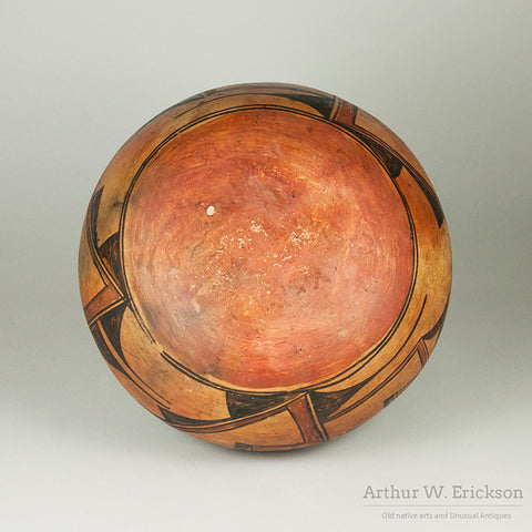 Large Hopi Polacca Bowl with Bird Design