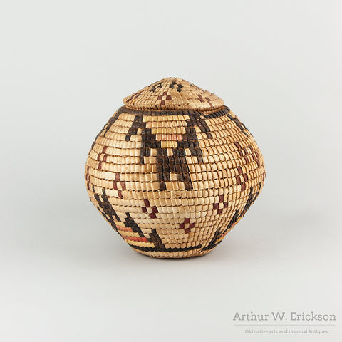 Klickitat Lidded Globular Imbricated Basket