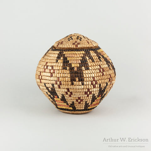 Klickitat Lidded Globular Imbricated Basket