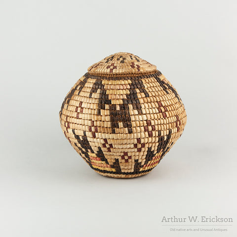 Klickitat Lidded Globular Imbricated Basket