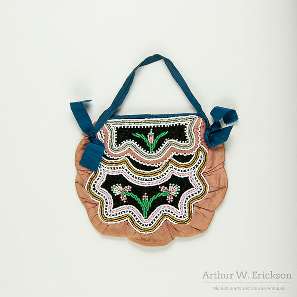 Seneca_Mid_1800s_Beaded_Bag_00