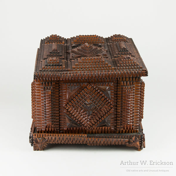 http://arthurwerickson.com/cdn/shop/products/TrampArtLiddedBox_006_grande.jpg?v=1642473362