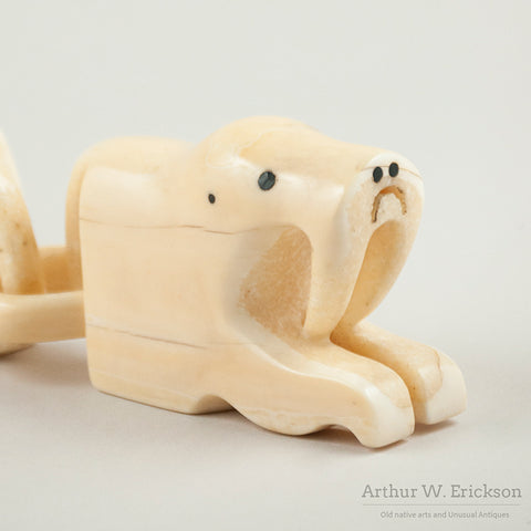 Ivory Walrus Linked Cribbage Board