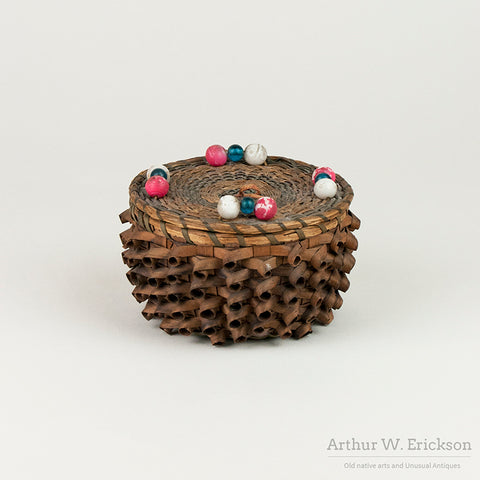 Iroquoian Porcupine Twist Lidded Basket With Beads