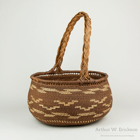 Large Siletz Basket with handle