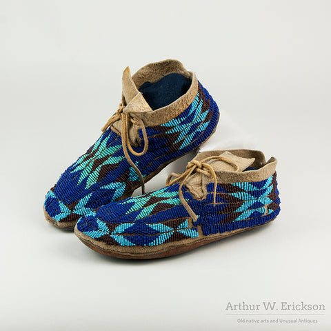 Vintage Beaded Plains Moccasins