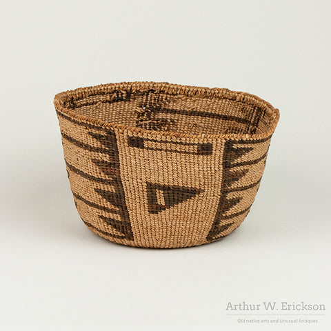 Klamath Basket with Bold Design