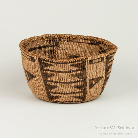 Klamath Basket with Bold Design