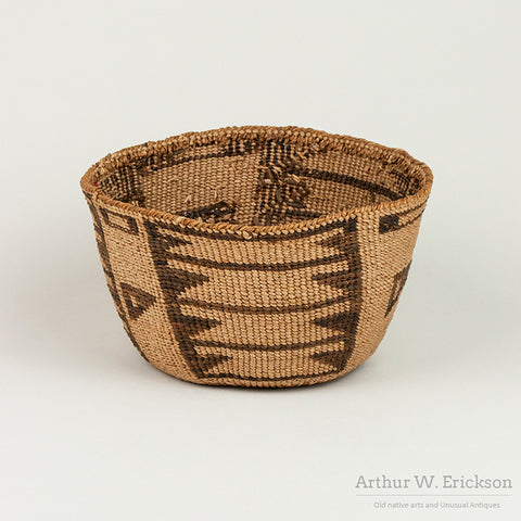 Klamath Basket with Bold Design