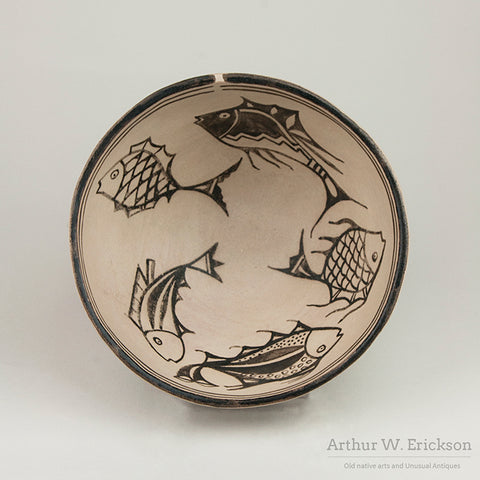 Kewa Bowl with Fish Design by Robert Tenorio