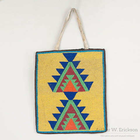 Plateau Beaded Geometric Flat Bag