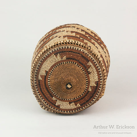 Lower Klamath River Lidded Tobacco Container