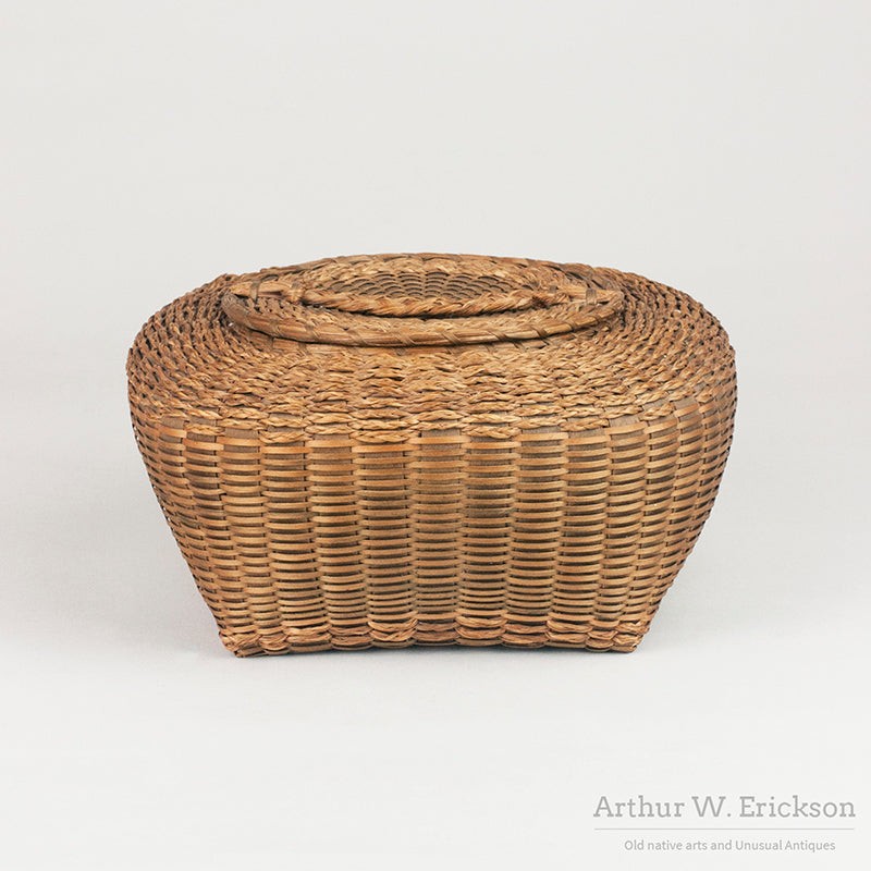 Old Penobscot Square Lidded Basket