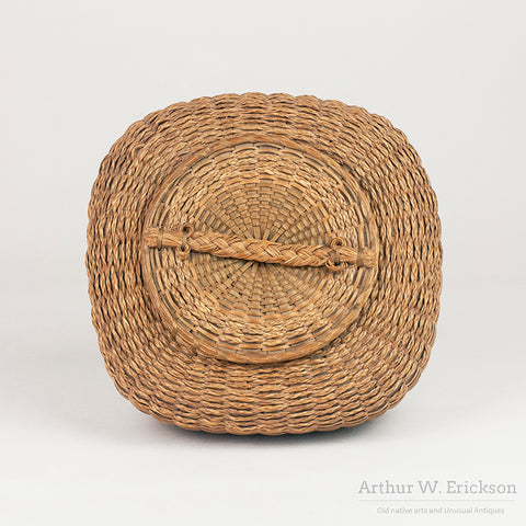 Old Penobscot Square Lidded Basket