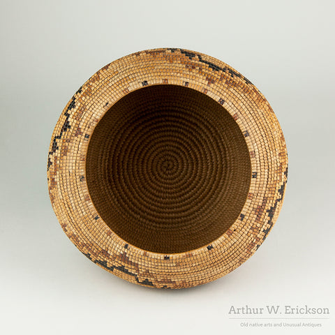 Canadian Salish Full Imbricated Lidded Globular Basket