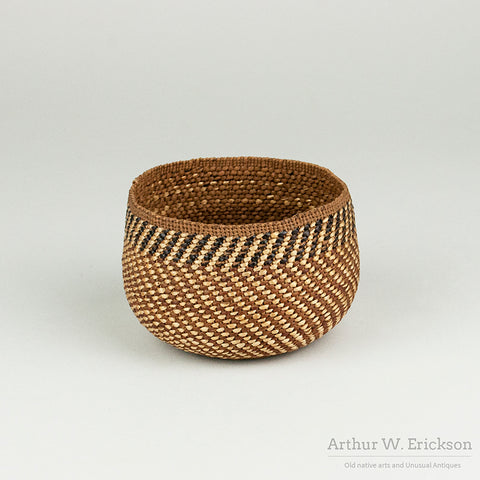 Small Tightly Woven Lower Klamath River Basket