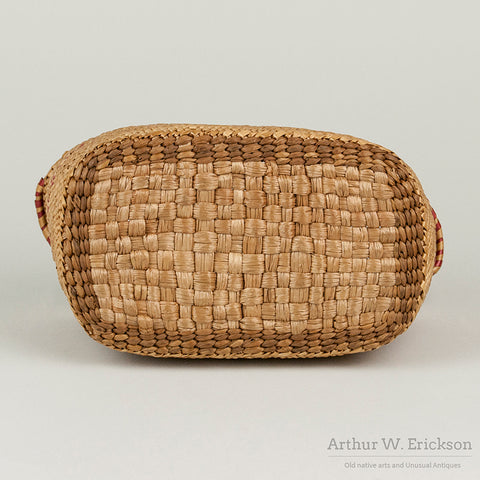 Quinault Oval Basket