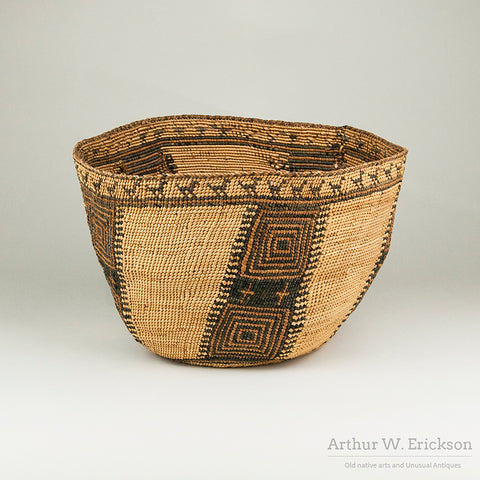 Large Chehalis Basket with Bird Figures Along the RIm