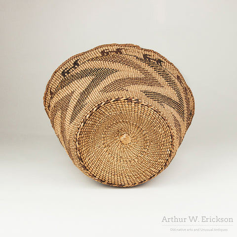 Large Quinault Basket with Dogs Around the Rim