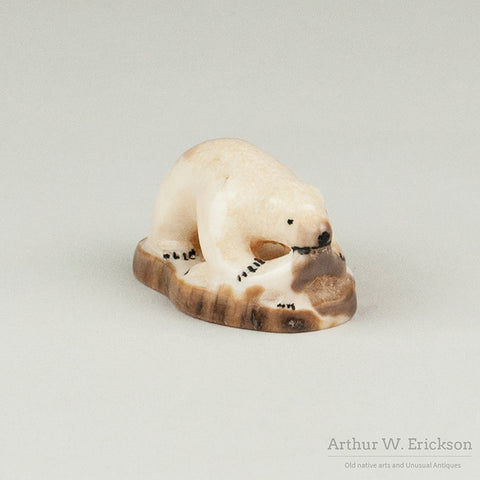 Small Inuit Carving of a Polar Bear With a Seal