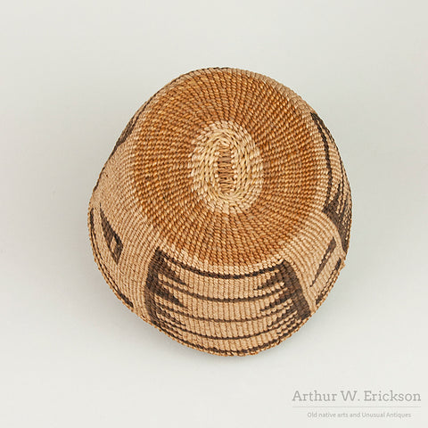 Klamath Basket with Bold Design