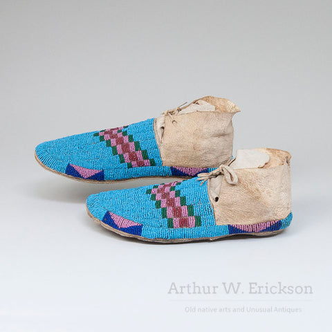 Blackfoot Fully Beaded Moccasins