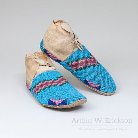 Blackfoot Fully Beaded Moccasins