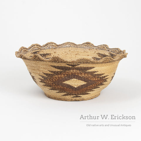 Large Unusual Klamath/ Modoc Basket