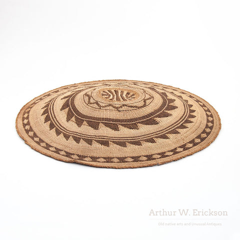 Very Nice Klamath gambling Tray