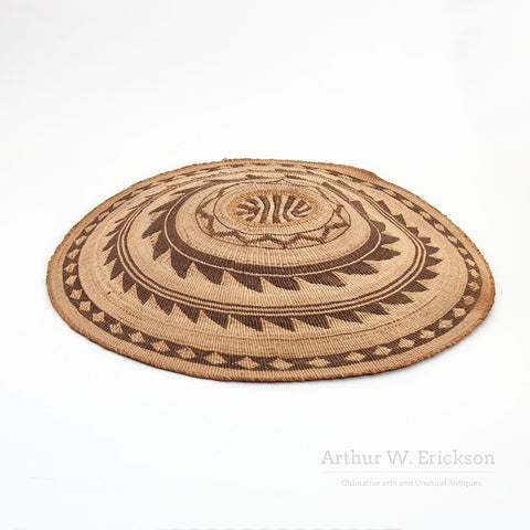 Very Nice Klamath gambling Tray