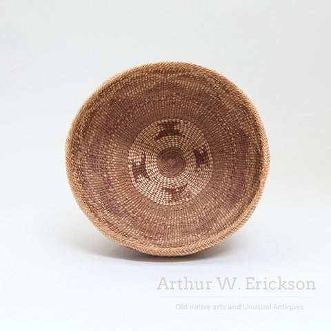 Large Lower Klamath River Pedestal Basket