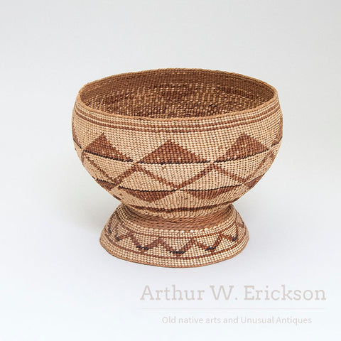 Large Lower Klamath River Pedestal Basket