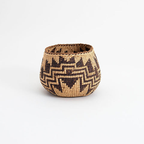 Small Dramatic Pit River Basket