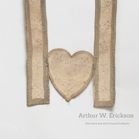 Unusual Beaded Plateau Martingale with a Heart Shaped Center Panel