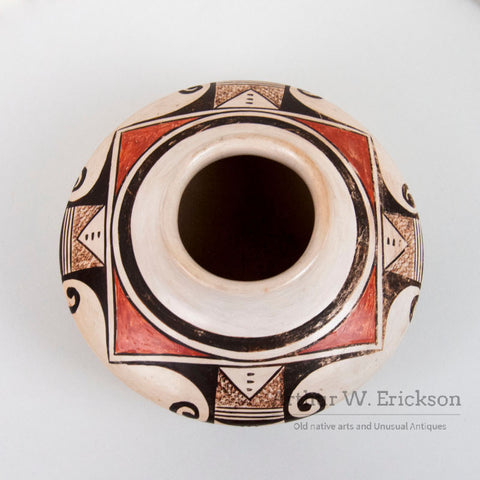 Hopi Jar by Helen Naha "Featherwoman" (1922-1993)