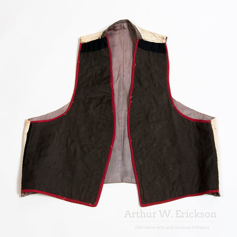 Santee Sioux Beaded Vest with Elk Head