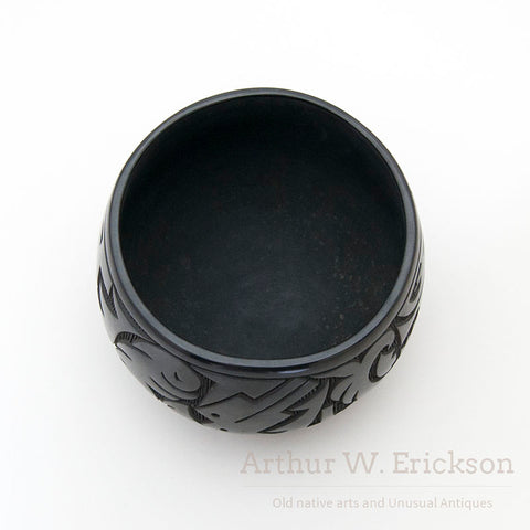 Large Carved Jar with Sqrafitto by Lucy Year Flower