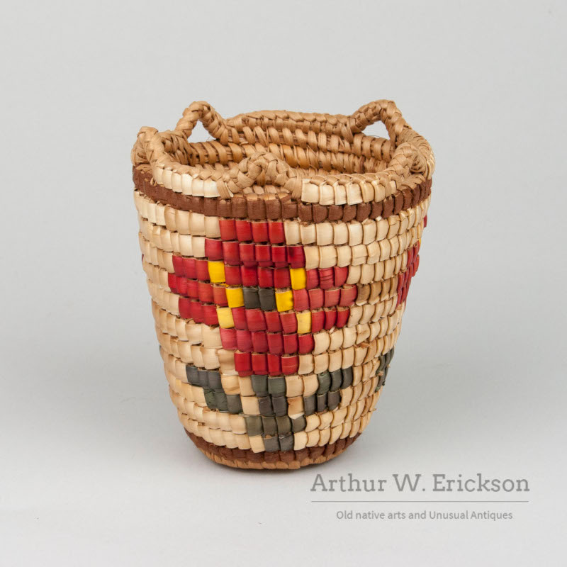 Klickitat Child's Huckleberry Basket with Red Flower Design