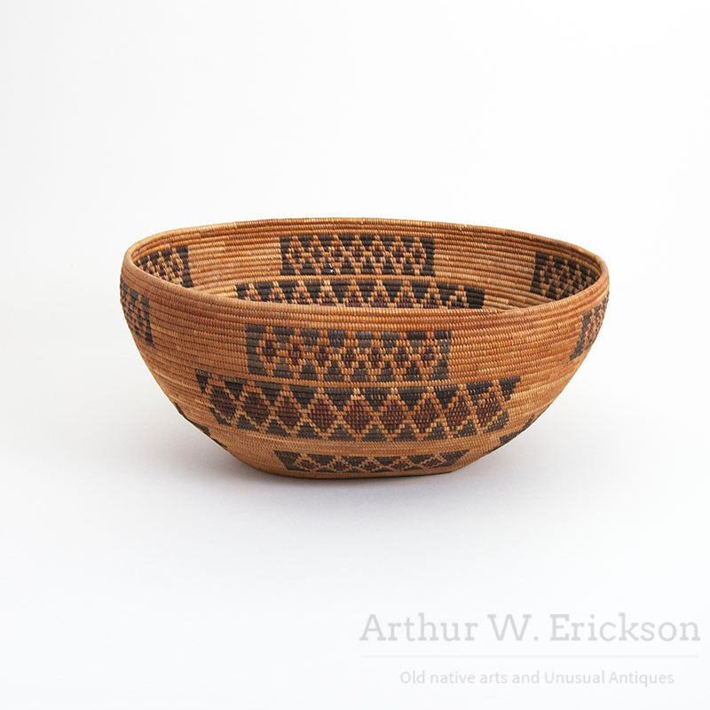 Beautiful Large Yokuts Oval Basket