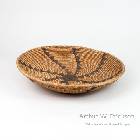 Large Havasupai Coiled Basketry Tray
